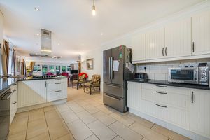 Photo 26- click for photo gallery